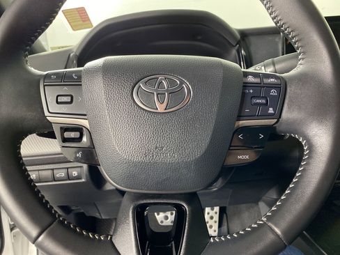 Certified 2025 Toyota Camry SE image 13