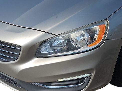 Used 2016 Volvo S60 T5 Premier w/ Convenience Package FWD image 32