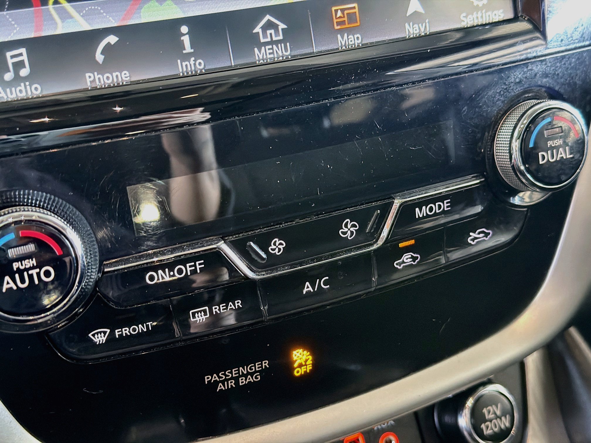 Used 2018 Nissan Murano SV w/ Premium Package AWD/4WD image 23