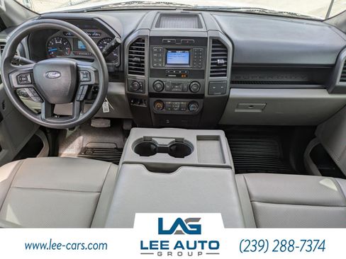 Used 2022 Ford F250 XL w/ Power Equipment Group image 12