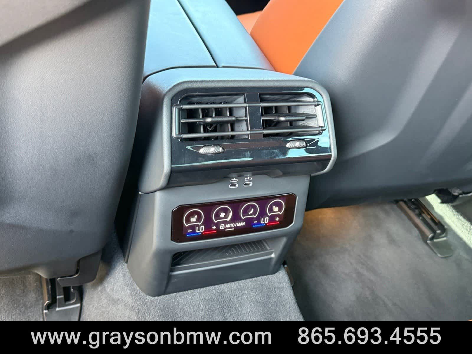 Used 2025 BMW M5 w/ Carbon Package AWD/4WD image 23