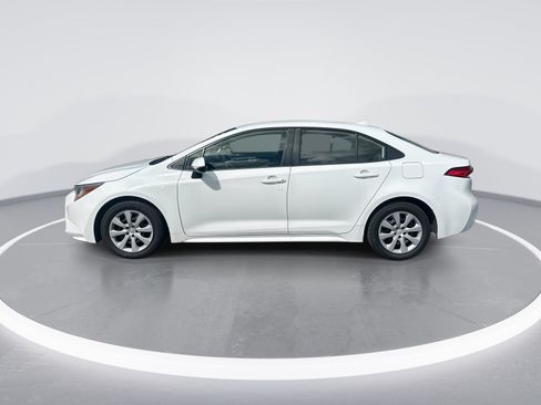 Used 2022 Toyota Corolla LE FWD image 6