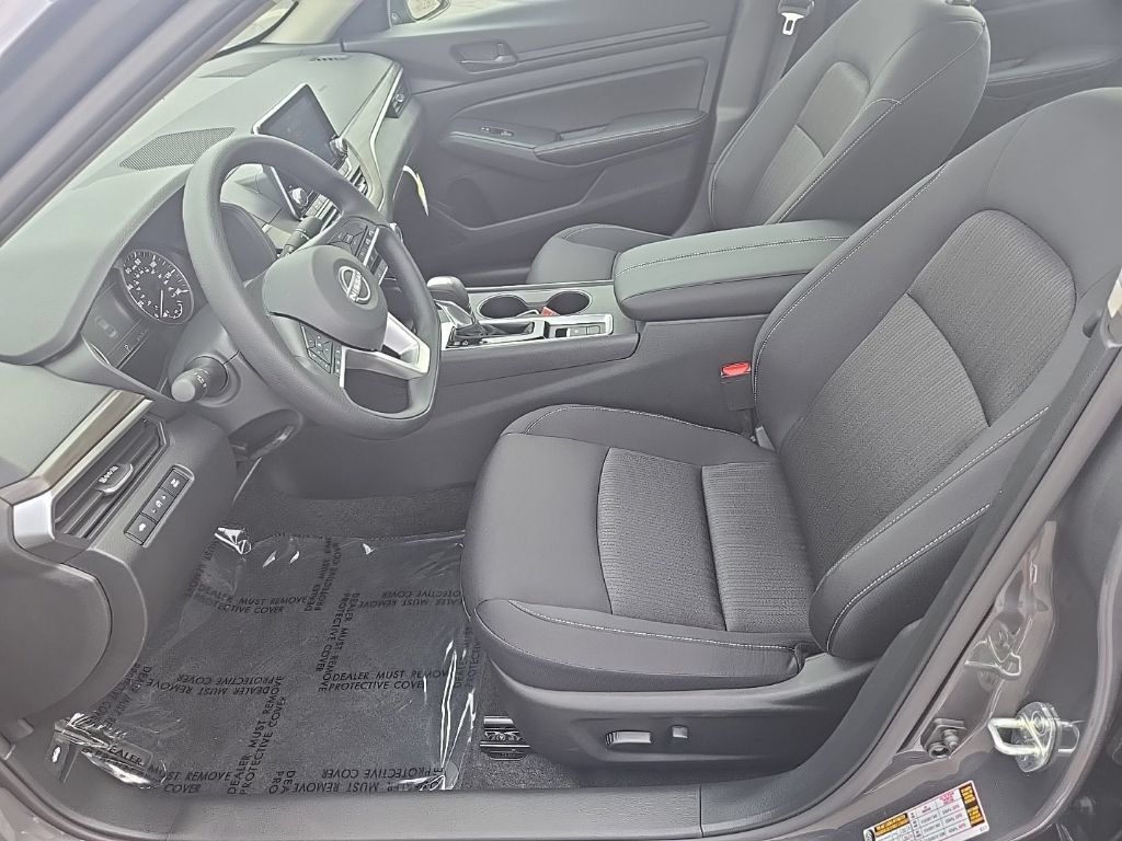 New 2026 Nissan Altima 2.5 SV AWD/4WD image 12