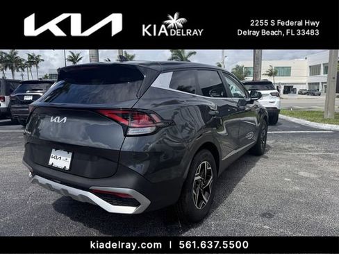 Used 2023 Kia Sportage LX FWD image 3