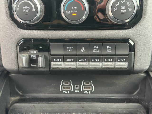 Used 2025 RAM 2500 Big Horn AWD/4WD image 18