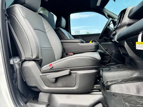 New 2026 RAM 3500 Tradesman w/ Chrome Appearance Group A AWD/4WD image 15