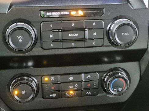 Used 2020 Ford F150 XLT w/ Equipment Group 302A Luxury image 18