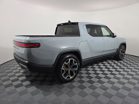 Used 2023 Rivian R1T Adventure AWD/4WD image 5