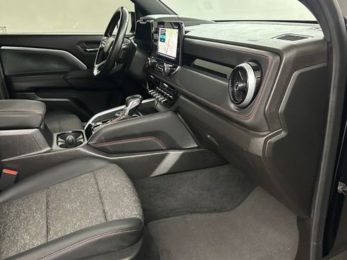 Used 2023 Chevrolet Colorado Z71 w/ Z71 Convenience Package 2 AWD/4WD image 33
