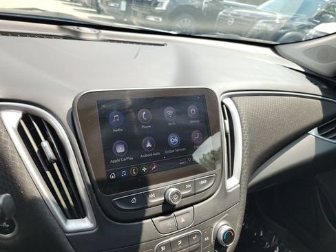 Used 2025 Chevrolet Malibu LT FWD image 27