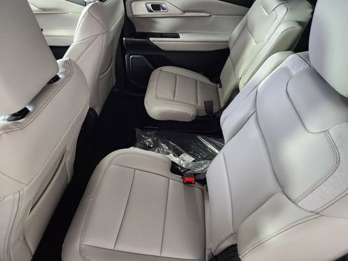 New 2026 Ford Explorer Active w/ Active Comfort Package AWD/4WD image 14