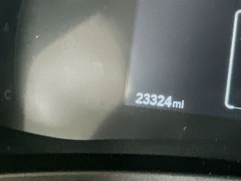 Used 2025 Toyota Grand Highlander FWD image 18