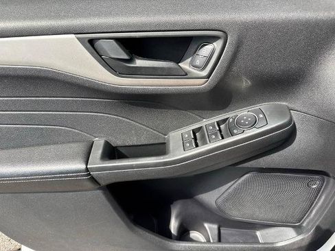Certified 2022 Ford Escape SE AWD/4WD image 17