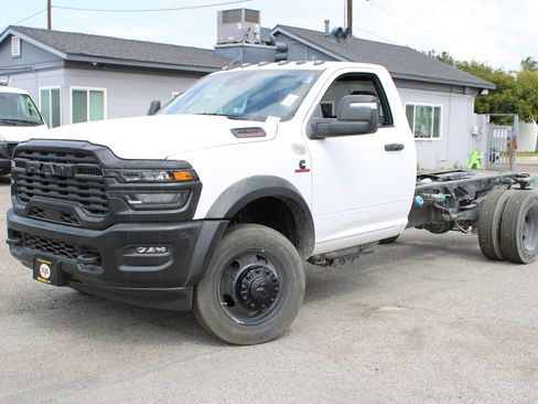 New 2025 RAM 4500 Tradesman image 16
