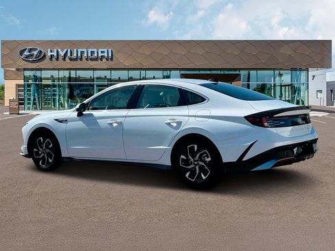 New 2025 Hyundai Sonata SEL image 4