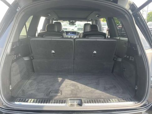 Used 2024 Mercedes-Benz GLS 450 4MATIC image 8