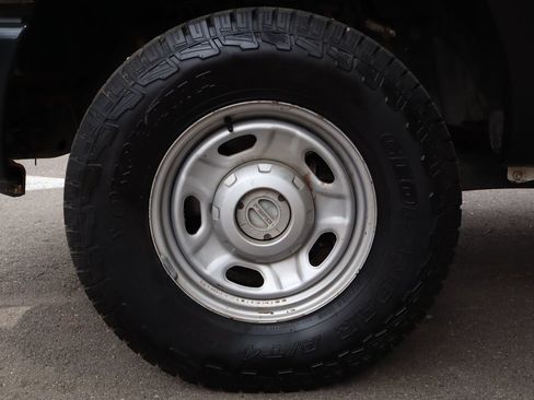 Used 2011 Ford F250 XL AWD/4WD image 32