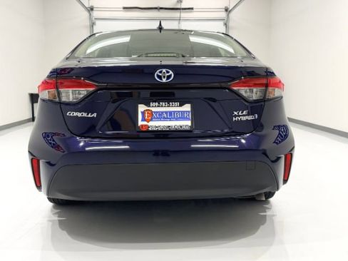 Used 2024 Toyota Corolla XLE FWD image 7