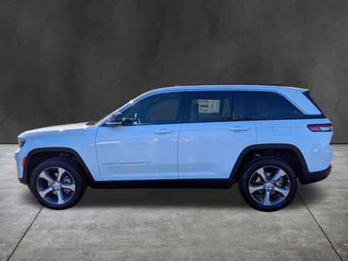 New 2025 Jeep Grand Cherokee Limited image 7
