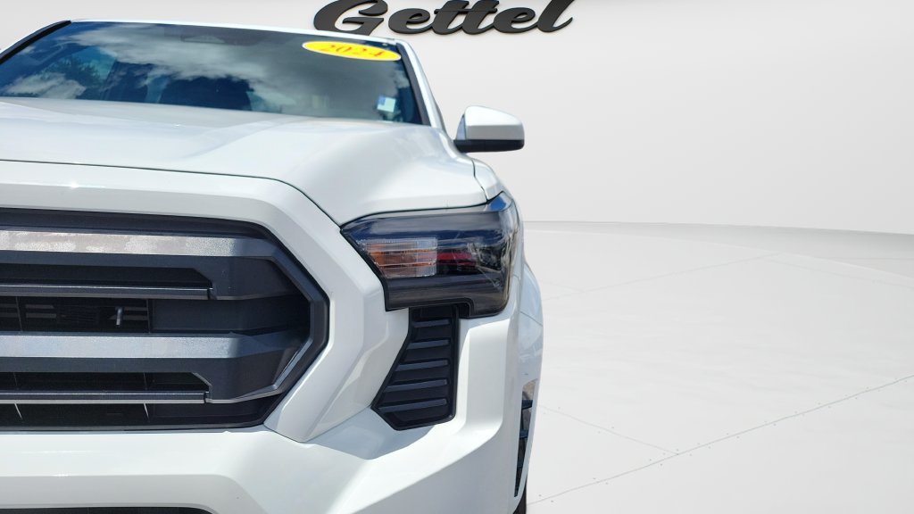 Used 2024 Toyota Tacoma SR5 RWD image 27