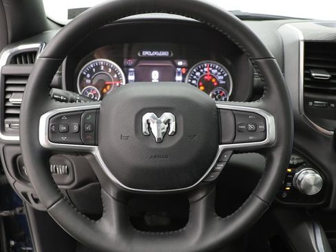 Used 2024 RAM 1500 Laramie AWD/4WD image 21