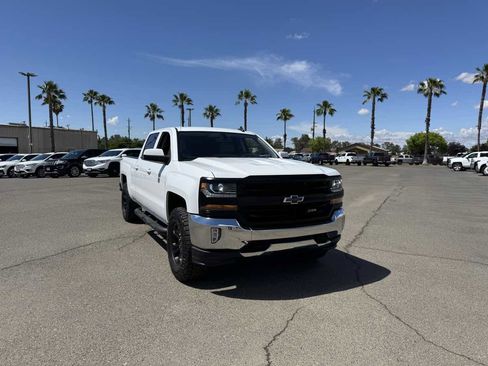 Used 2018 Chevrolet Silverado 1500 LT w/ All Star Edition image 3
