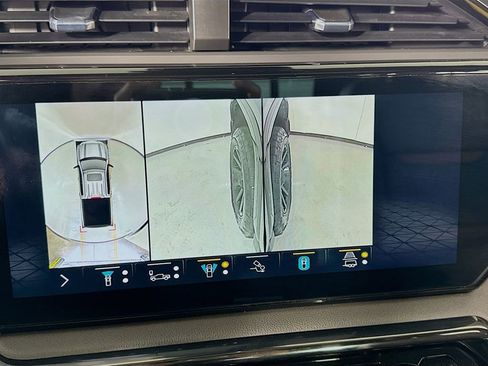Used 2022 GMC Sierra 1500 AT4 w/ AT4 Premium Package image 44