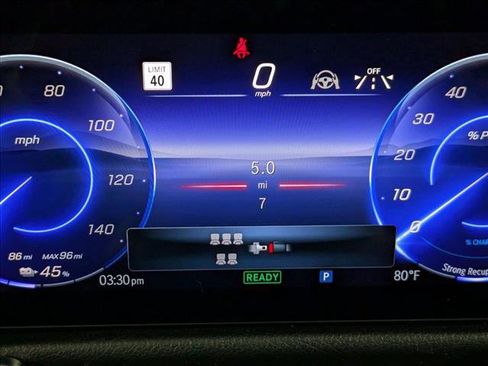 New 2025 Mercedes-Benz EQB 300 4MATIC image 11