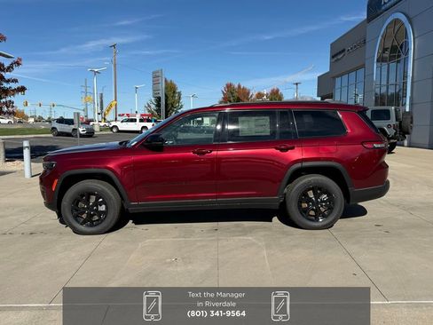 New 2025 Jeep Grand Cherokee L Altitude image 11