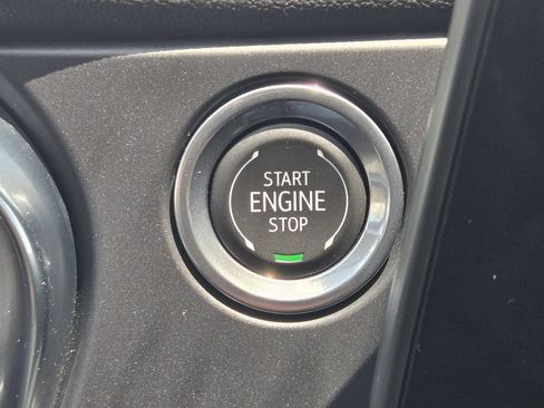 Used 2025 Chevrolet Blazer LT FWD image 25
