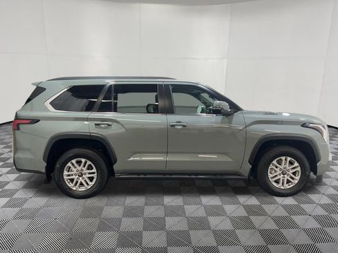 Used 2026 Toyota Sequoia SR5 w/ SR5 Premium Package AWD/4WD image 8