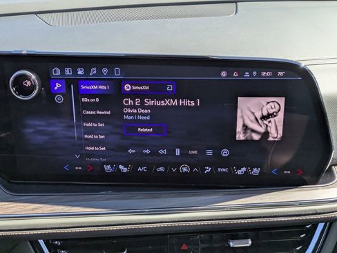 New 2026 Chevrolet Suburban Premier image 20