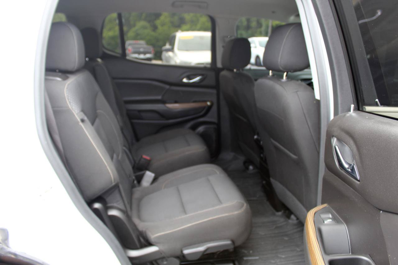 Used 2023 GMC Acadia SLE w/ Driver Convenience Package AWD/4WD image 11