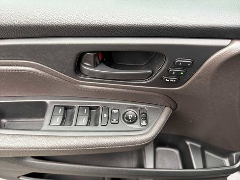 Used 2018 Honda Odyssey EX-L image 22