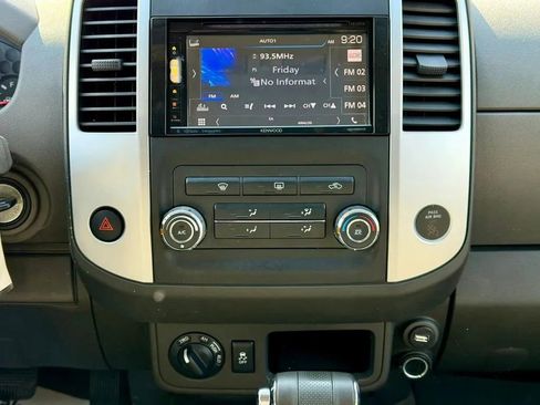 Used 2015 Nissan Xterra X AWD/4WD image 21