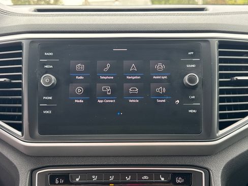 Used 2021 Volkswagen Atlas SE w/ Towing Package image 12