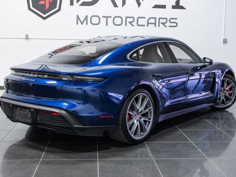 Used 2022 Porsche Taycan 4S image 9