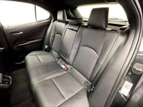 Used 2019 Lexus UX 200 F Sport image 19