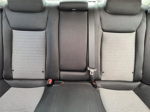 Used 2023 Chrysler 300 Touring w/ Sport Appearance Package image 23