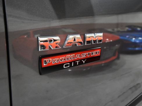 Used 2021 RAM ProMaster City Tradesman SLT FWD image 4