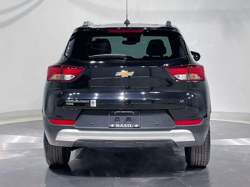 Used 2024 Chevrolet TrailBlazer LT w/ LT Cold Weather Package AWD/4WD image 12