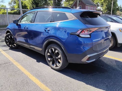 Used 2023 Kia Sportage X-Line w/ X-Line Premium Package AWD/4WD image 5