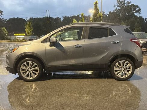 Used 2020 Buick Encore Preferred w/ Safety Package FWD image 3