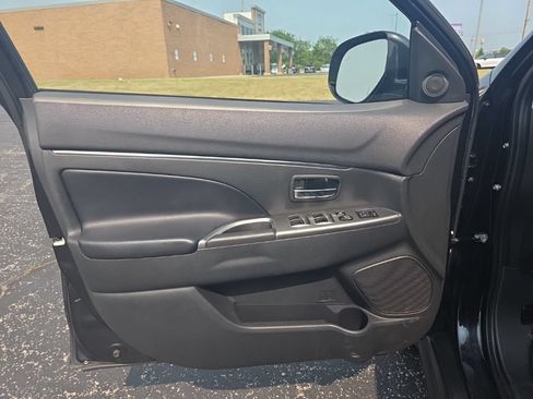 Used 2022 Mitsubishi Outlander Sport SE AWD/4WD image 28