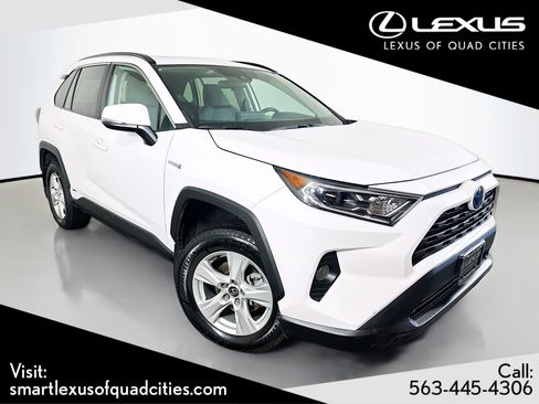 Used 2020 Toyota RAV4 XLE w/ Convenience Package image 1