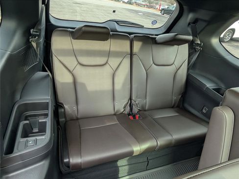 Used 2024 Lexus TX 350 AWD image 13