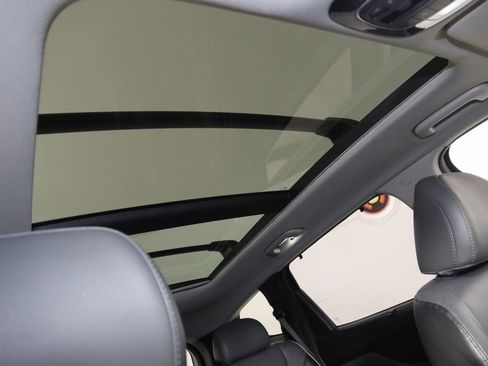 Used 2021 Hyundai Santa Fe SEL w/ Convenience + Premium Package image 11