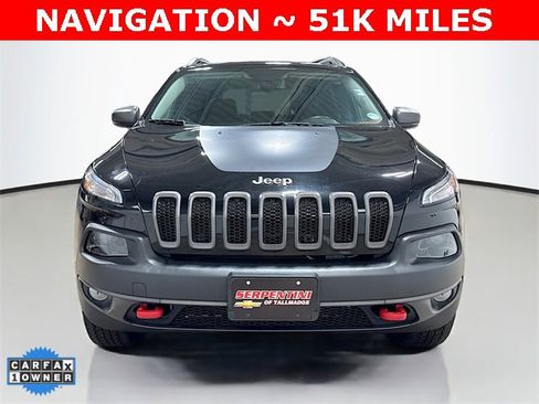 Used 2018 Jeep Cherokee Trailhawk w/ Quick Order Package 27L image 3