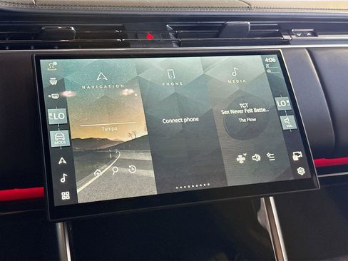 New 2026 Land Rover Range Rover SE AWD/4WD image 31