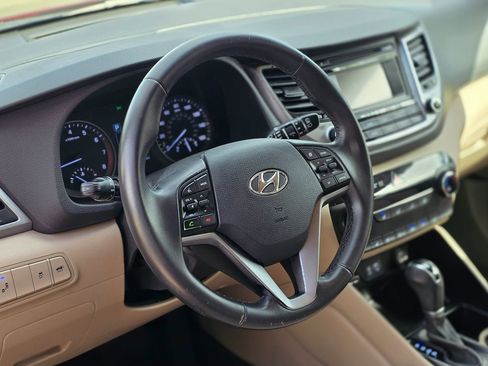 Used 2016 Hyundai Tucson Sport image 22